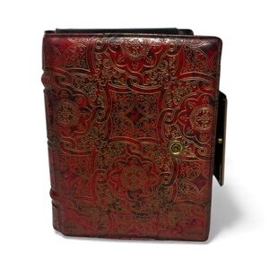 1969 Red and Gold Embossed Card Case Double Bridge Decks